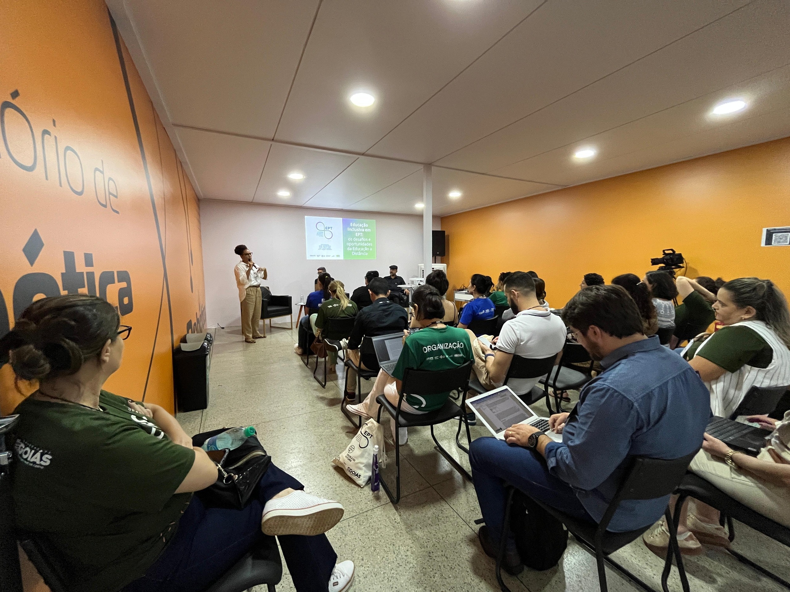 Governo de Goiás abre inscrições para cursos técnicos EaD das Escolas do Futuro