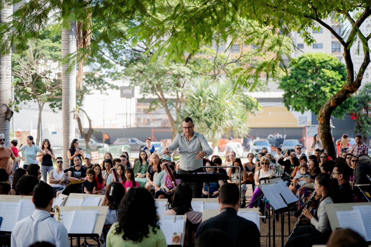 Prefeitura de Goiânia apresenta Cinema In Concert em homenagem ao Dia dos Pais no Teatro Basileu França